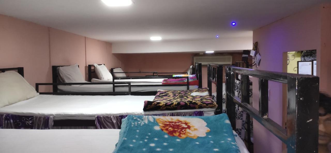 Bed and breakfast Sakinaka Ac Deluxe