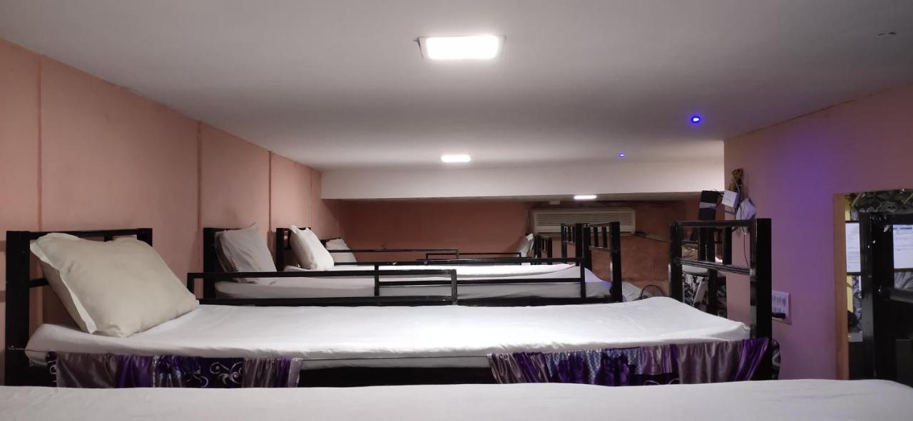 Sakinaka Ac Deluxe Bed and breakfast Bombay